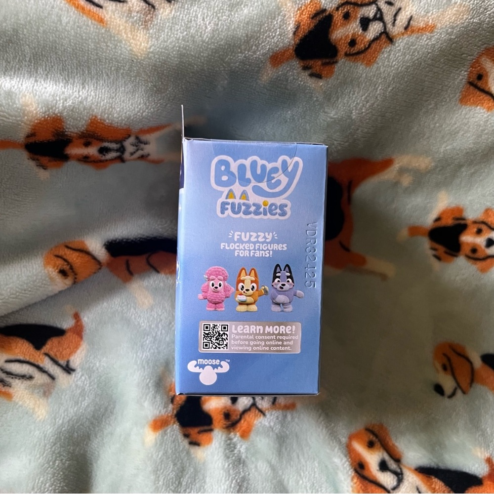 Bluey Fuzzies Blind Box - Picture 4 of 7
